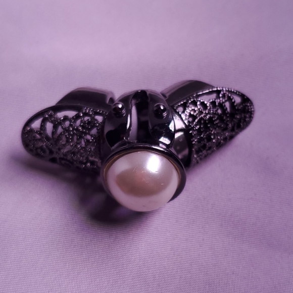 Pearl long knuckle ring - Picture 4 of 4
